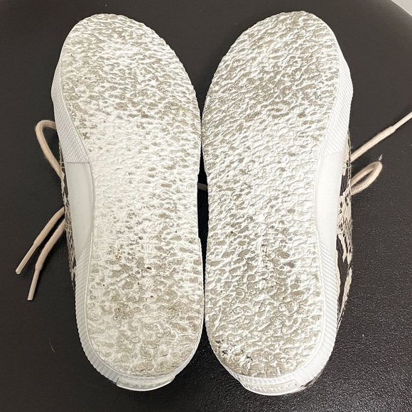 Superga Ivory Taupe Gray White Snakeskin Print Lace Up Sneakers 6 Faux Leather - Picture 8 of 12